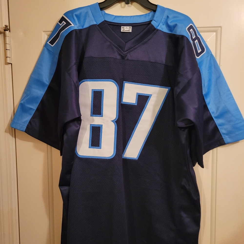 Autographed Kevin Dyson titans jersey. JSA certified